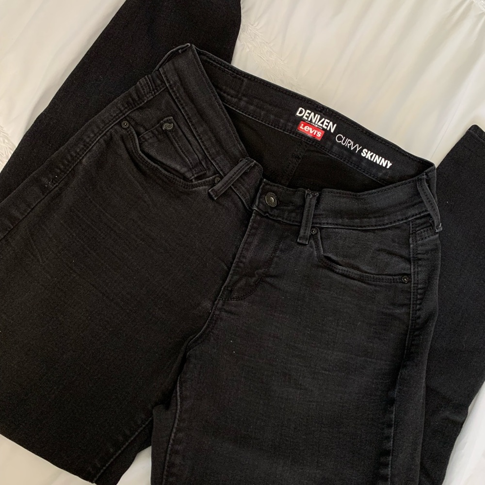 Levi jeans